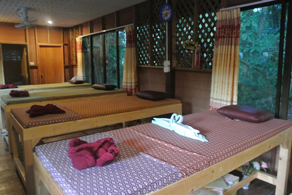 Khaosok Island Resort Khao Sok National Park Exterior photo